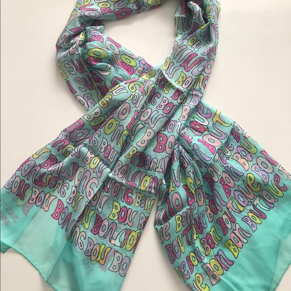 BNWT MOSCHINO scarf 100% silk - Picture 1 of 6